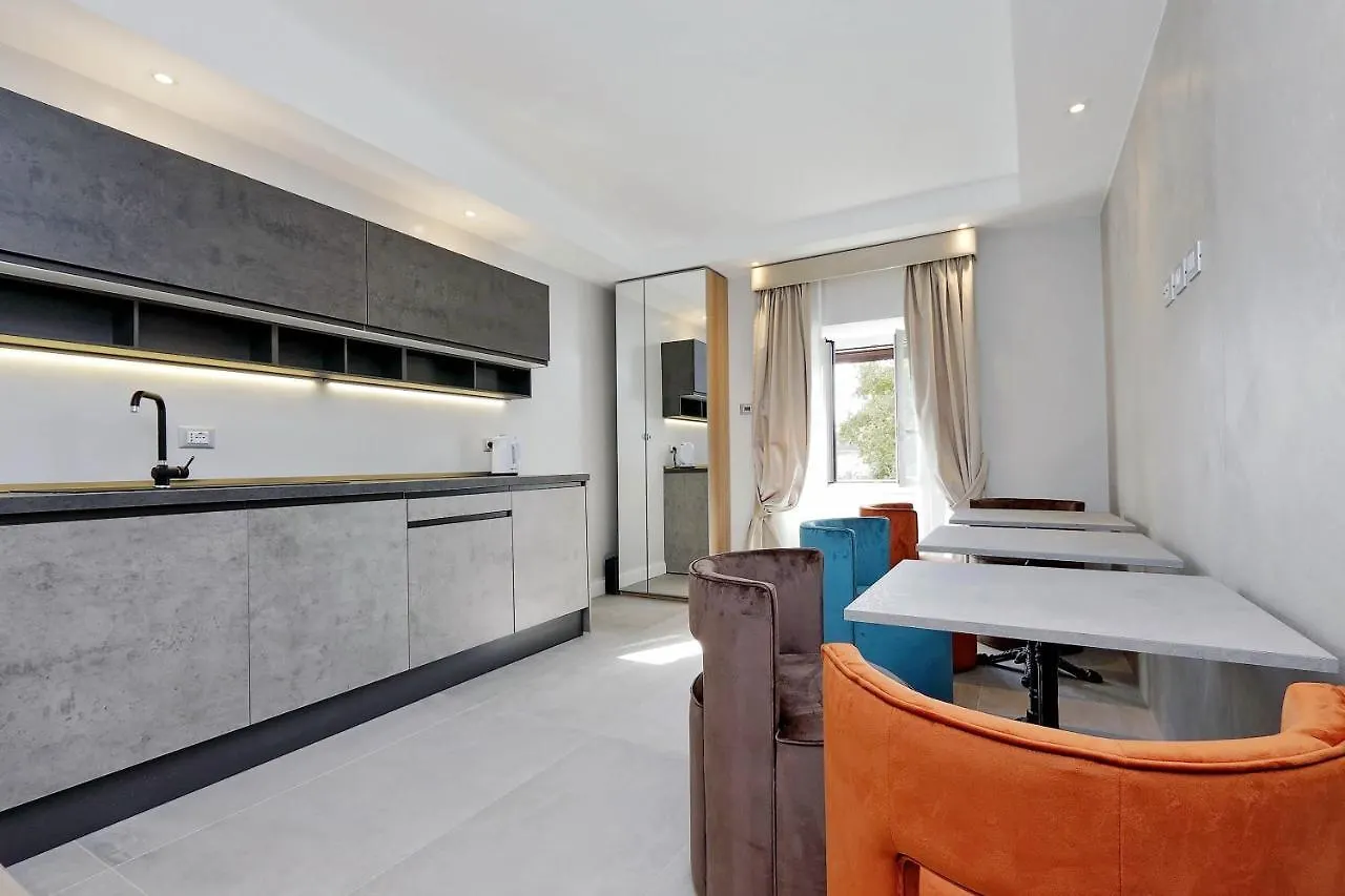 Relais Aquarium Bed & Breakfast Rome
